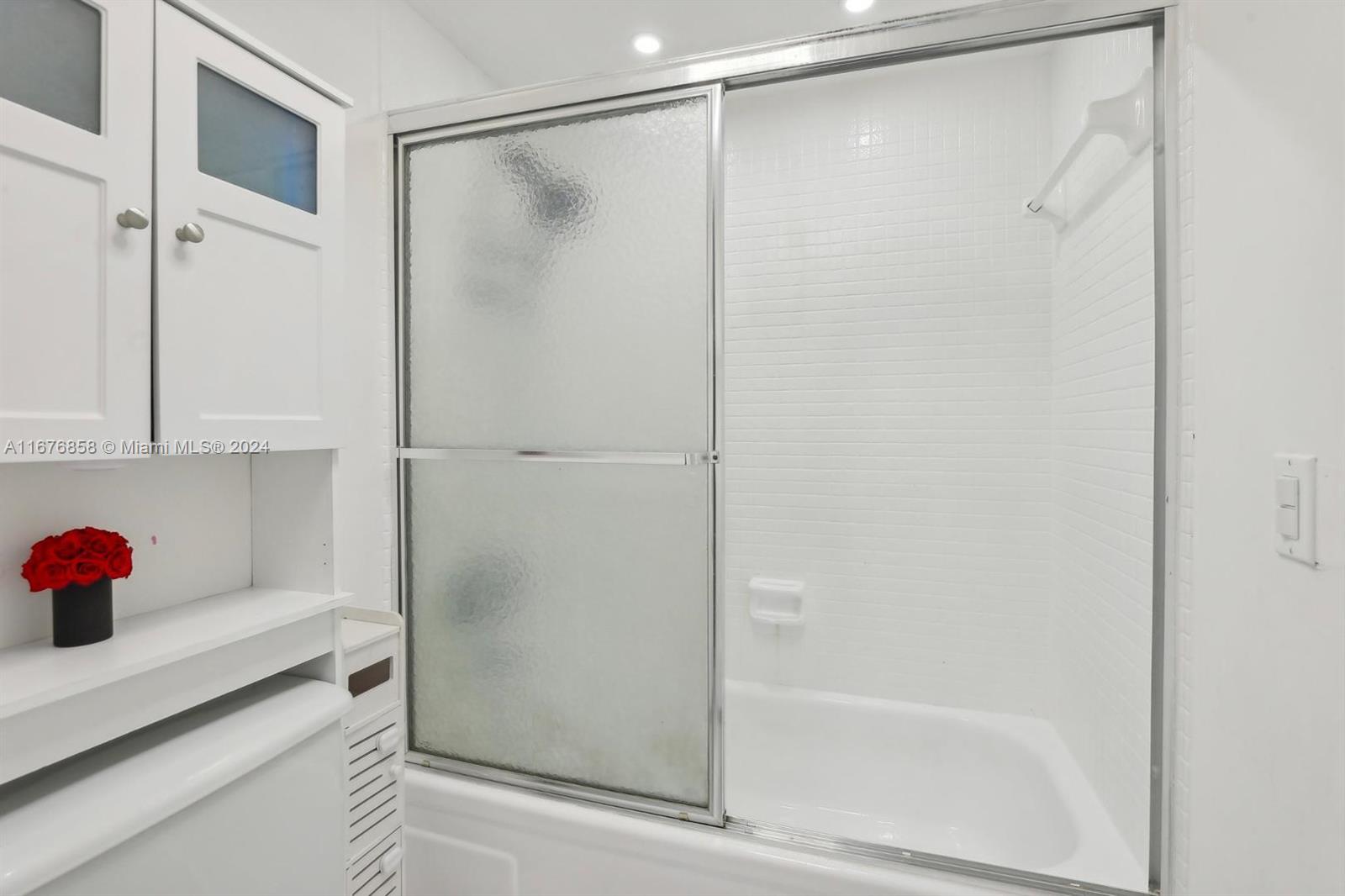 GOLDEN WEST CONDO - Residential