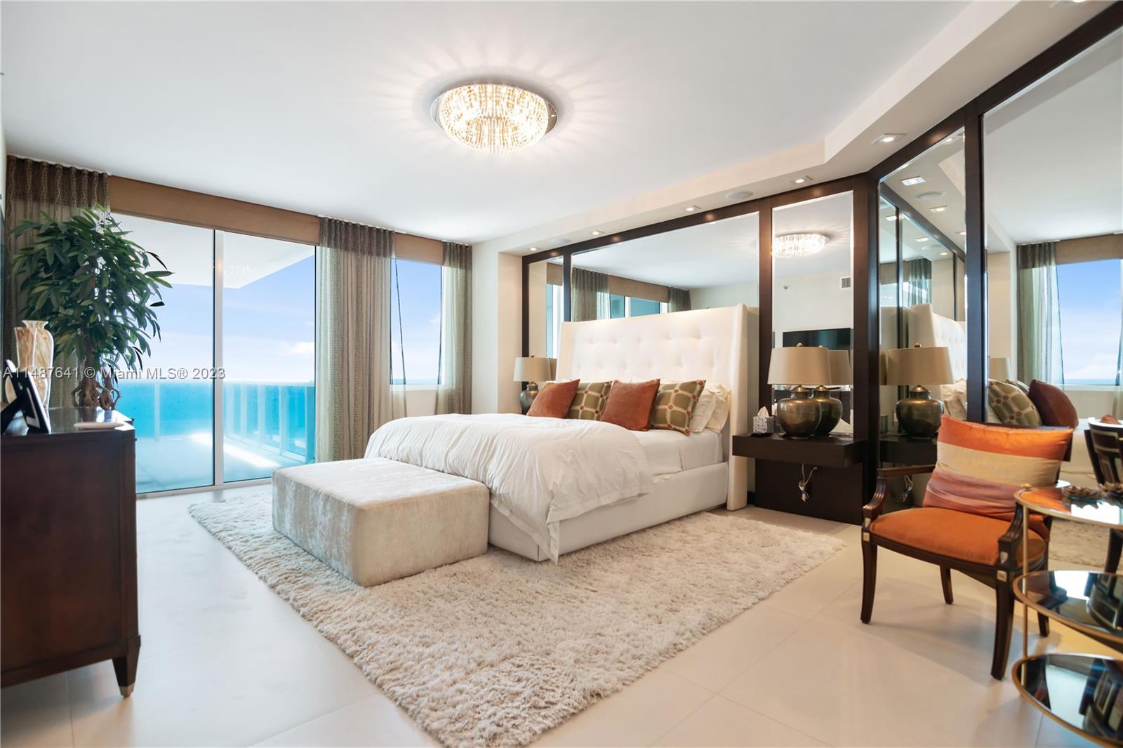 2711 HOLLYWOOD BEACH COND - Residential