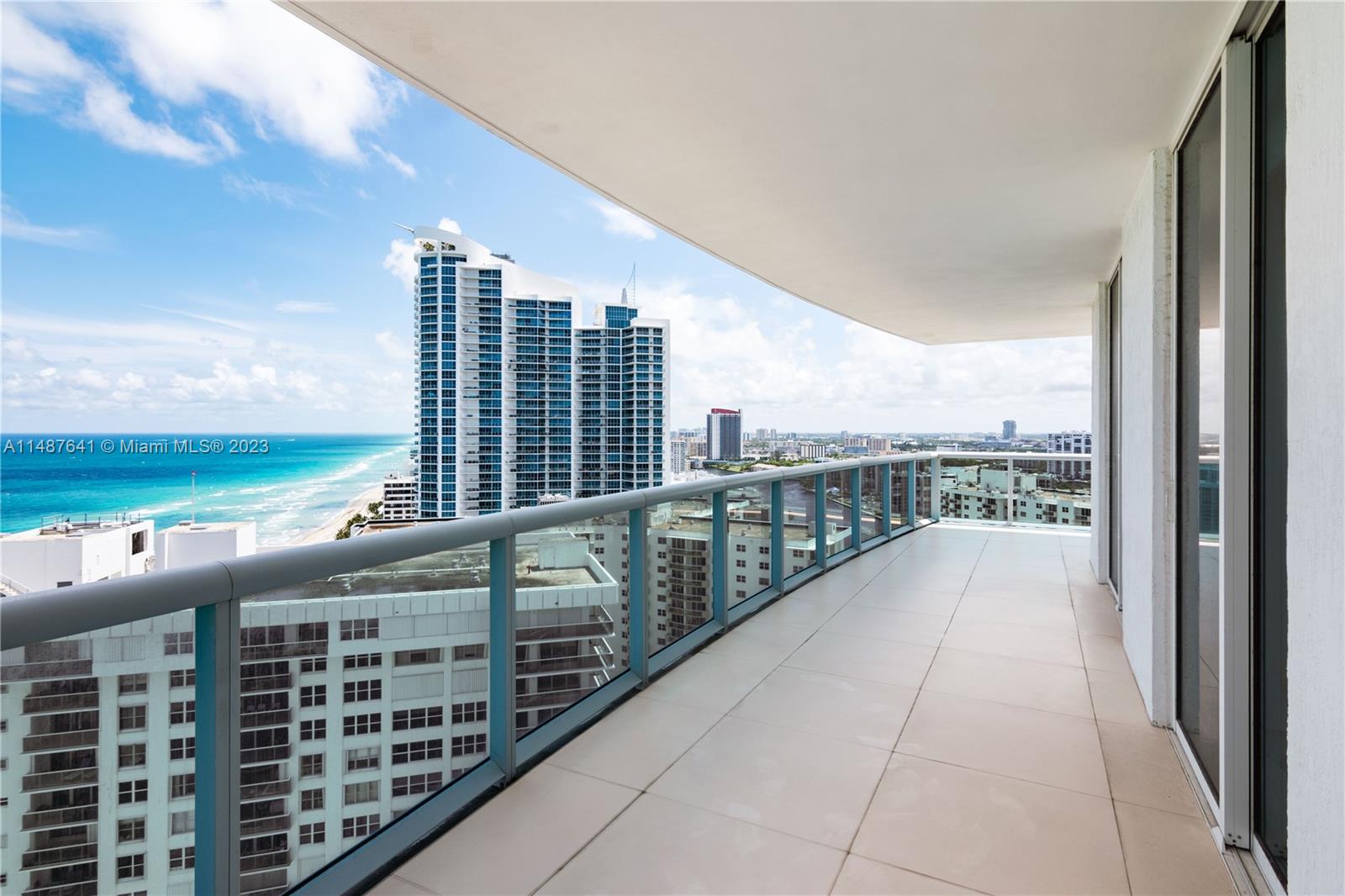 2711 HOLLYWOOD BEACH COND - Residential