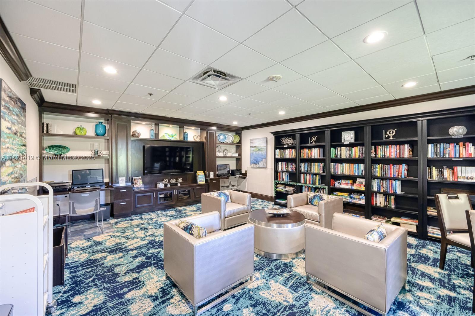 BELLAVISTA VILLAGE CONDO - Residential Lease