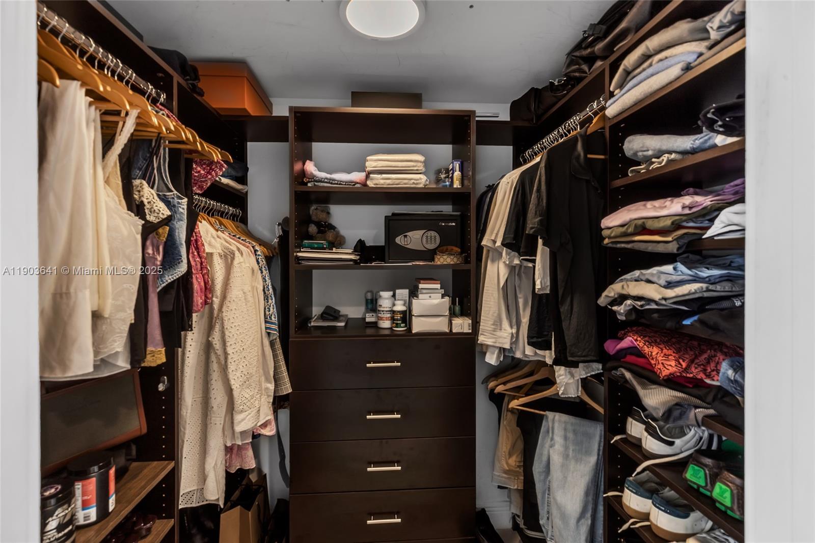 BEACH CLUB THREE CONDO - Residential