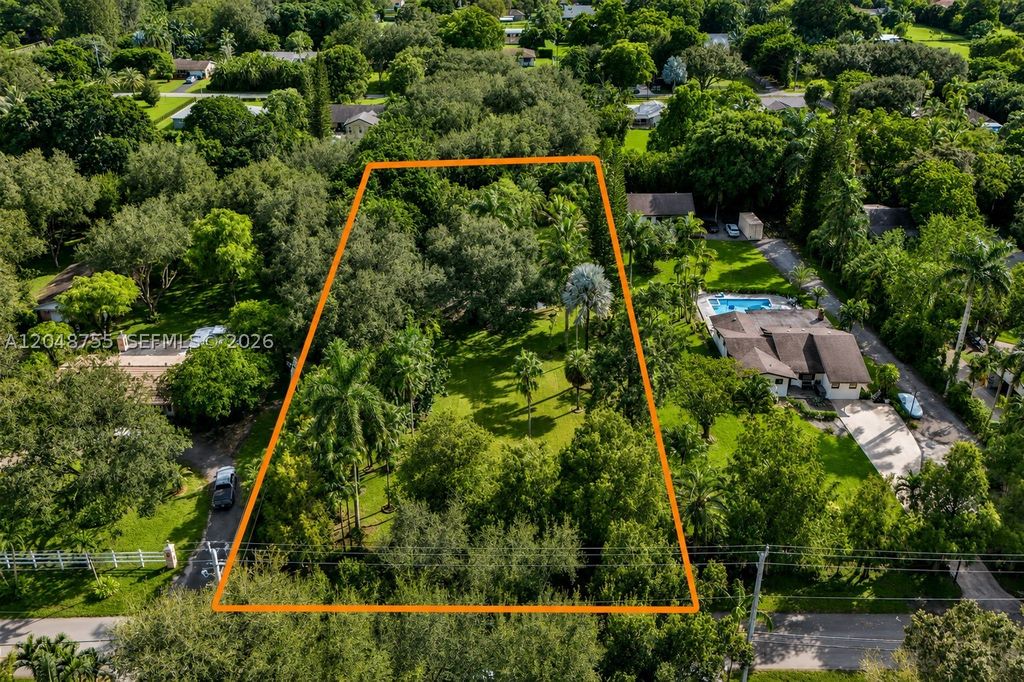 Photo of 14270 SW 20th St, Davie, FL 33325 (MLS # A12048755)
