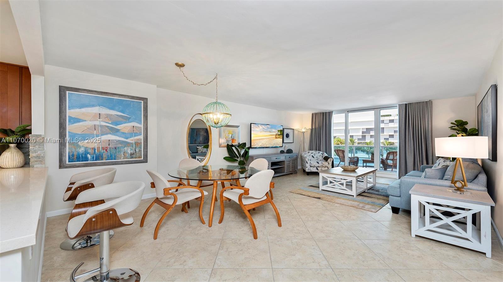 RONEY PALACE CONDO - Residential Lease