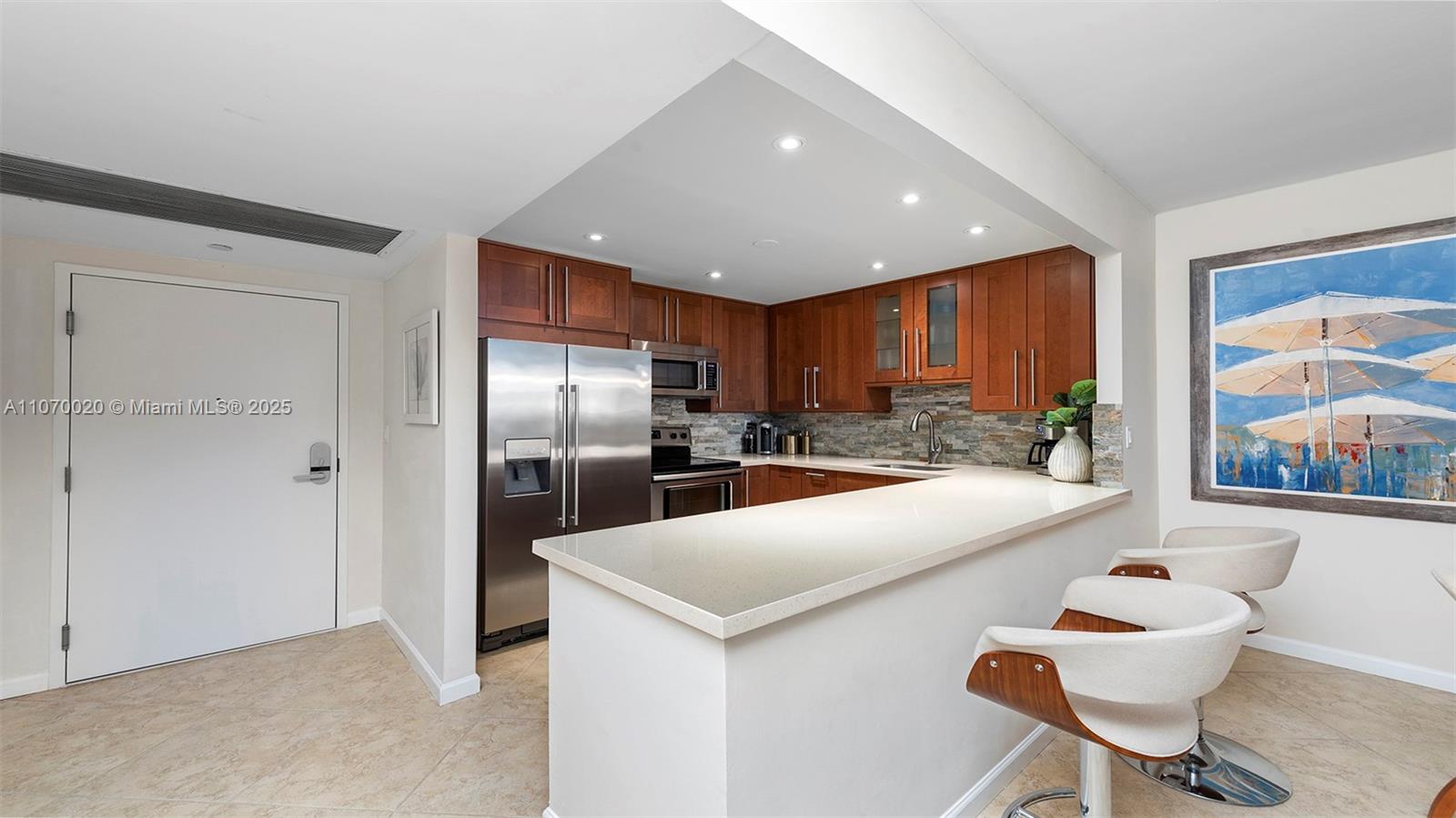 RONEY PALACE CONDO - Residential Lease