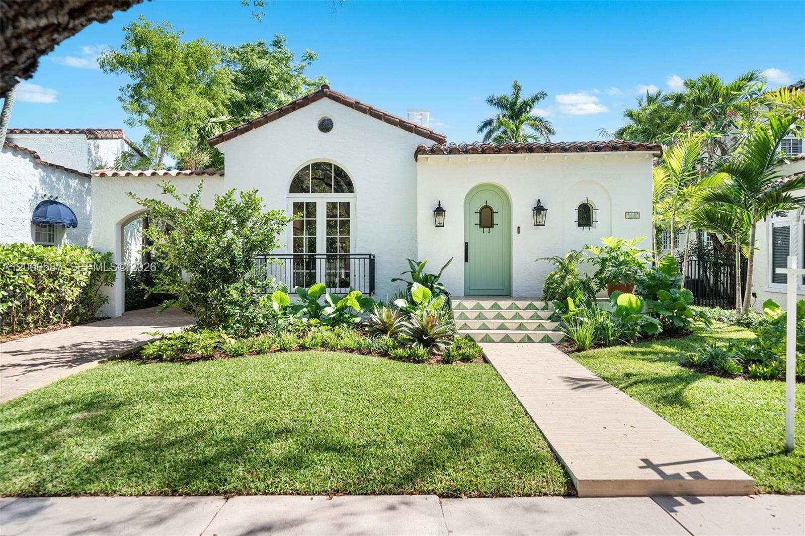 CORAL GABLES C C SEC 3 - Residential