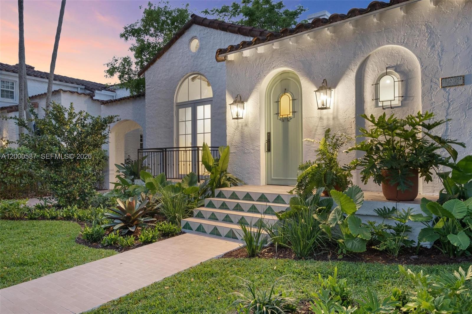 CORAL GABLES C C SEC 3 - Residential