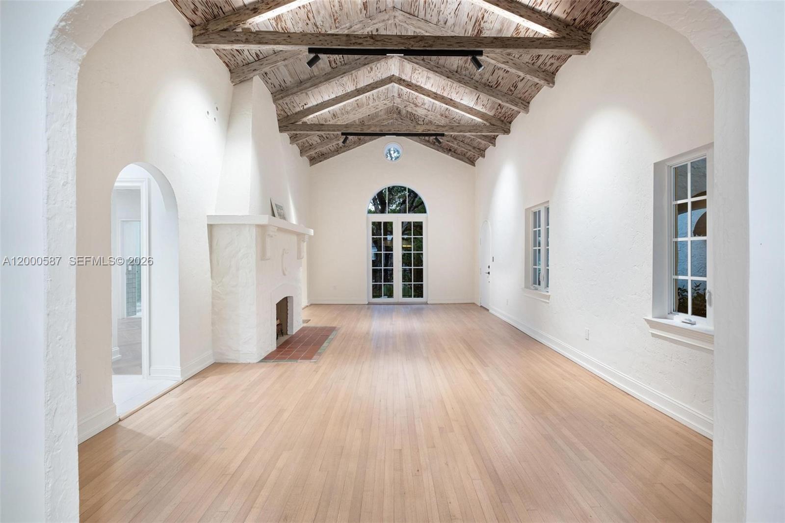 CORAL GABLES C C SEC 3 - Residential