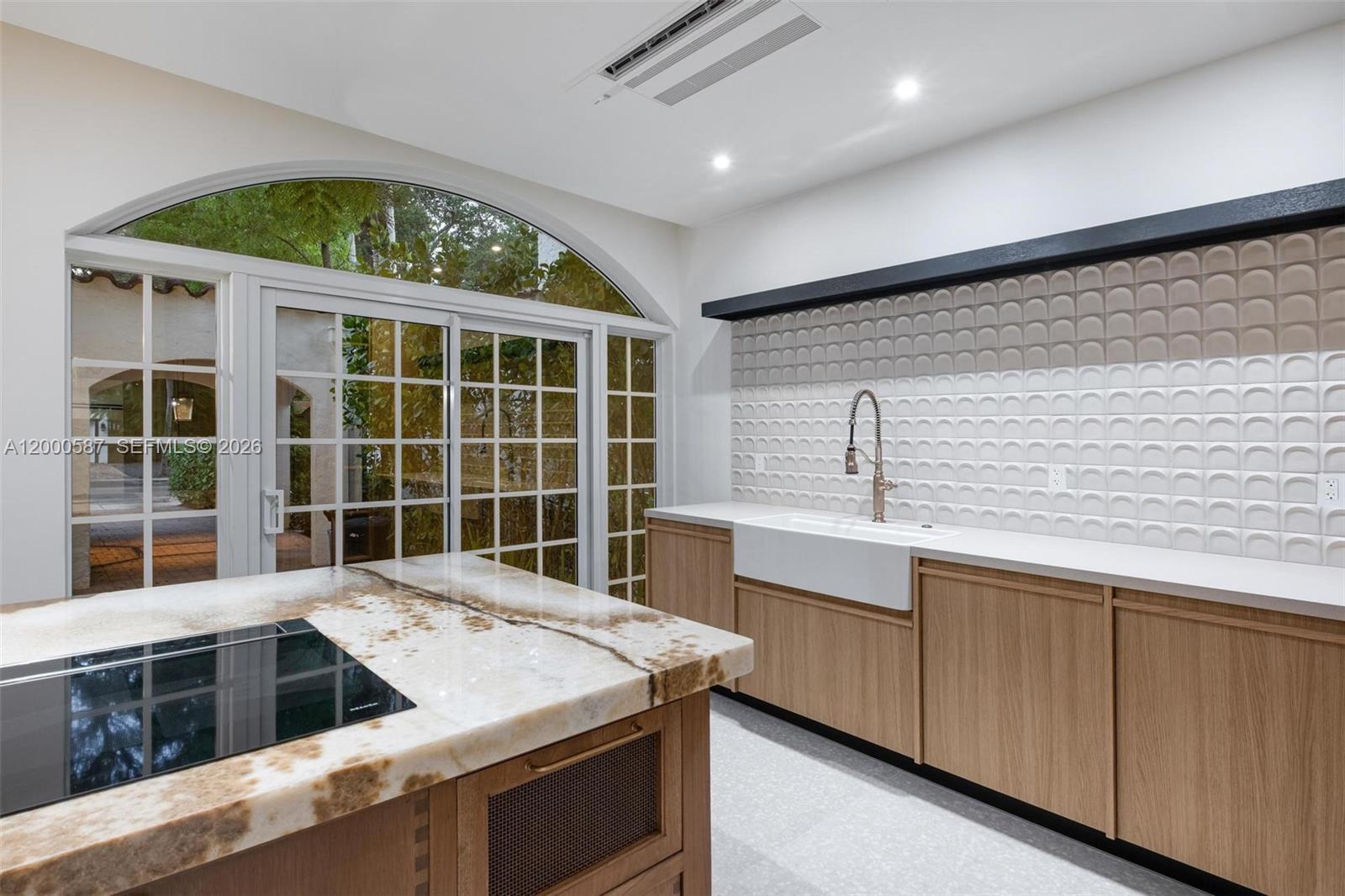 CORAL GABLES C C SEC 3 - Residential