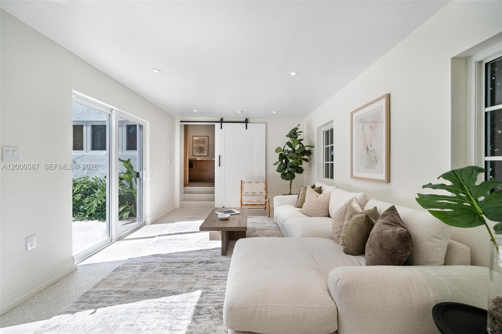 CORAL GABLES C C SEC 3 - Residential
