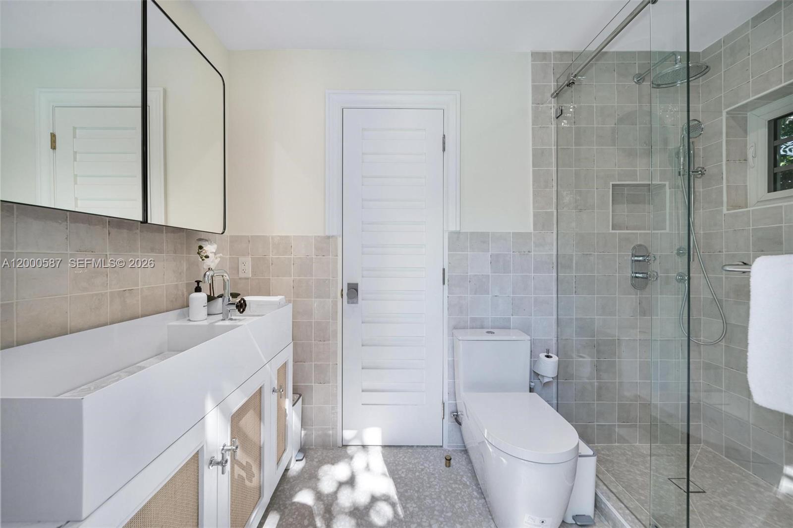 CORAL GABLES C C SEC 3 - Residential
