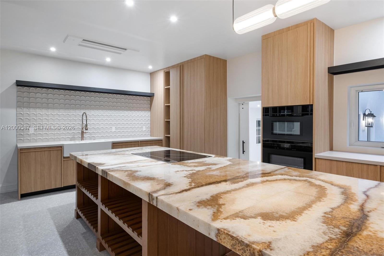 CORAL GABLES C C SEC 3 - Residential