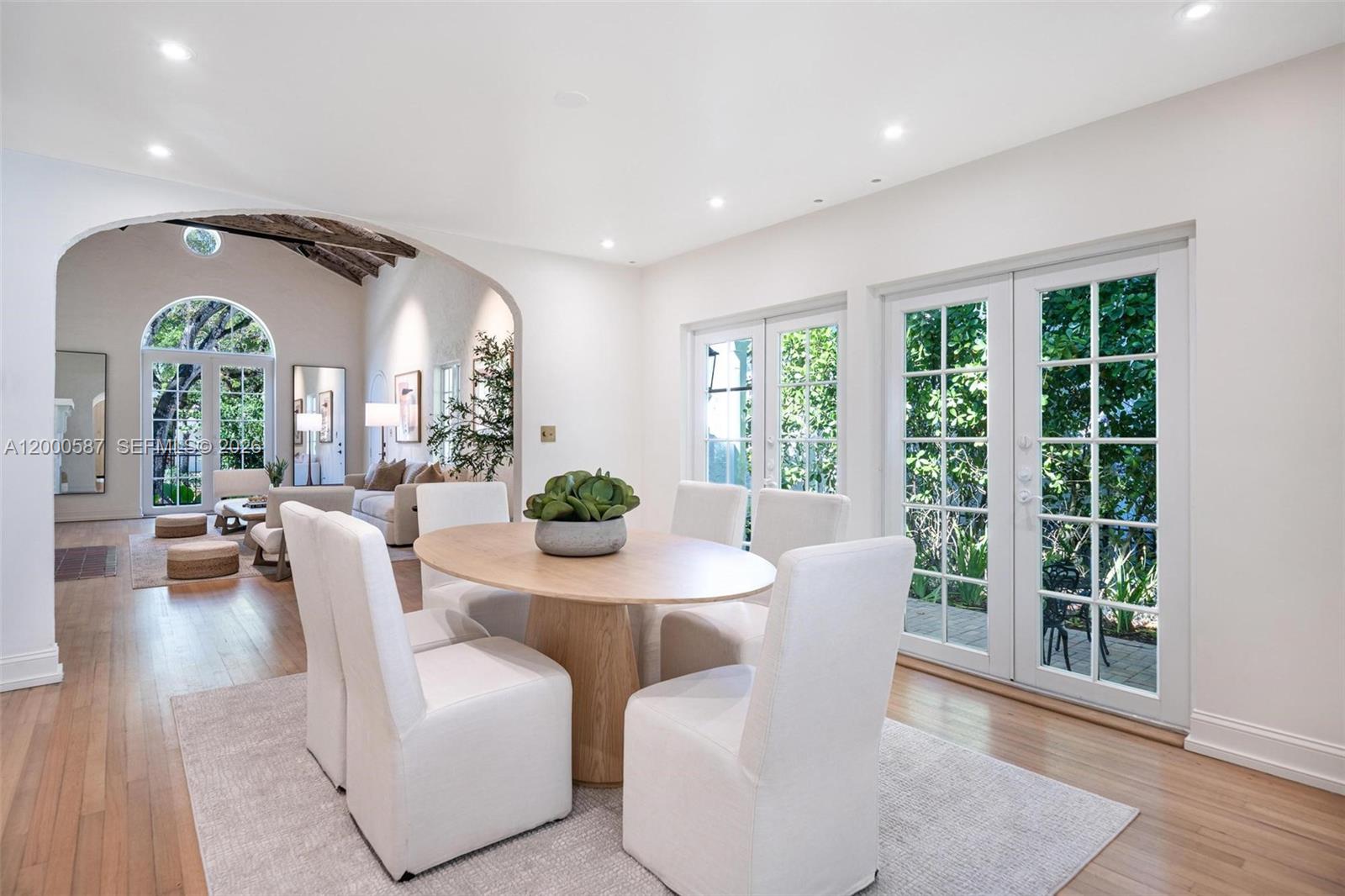 CORAL GABLES C C SEC 3 - Residential