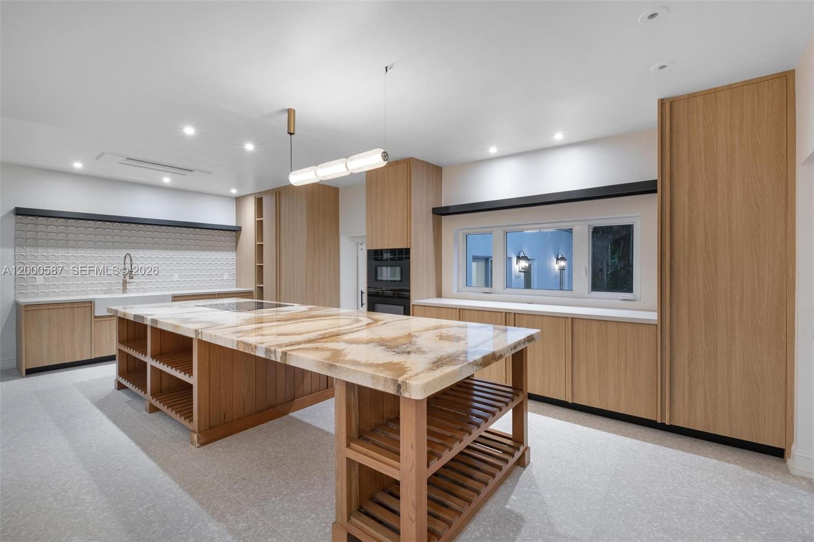 CORAL GABLES C C SEC 3 - Residential