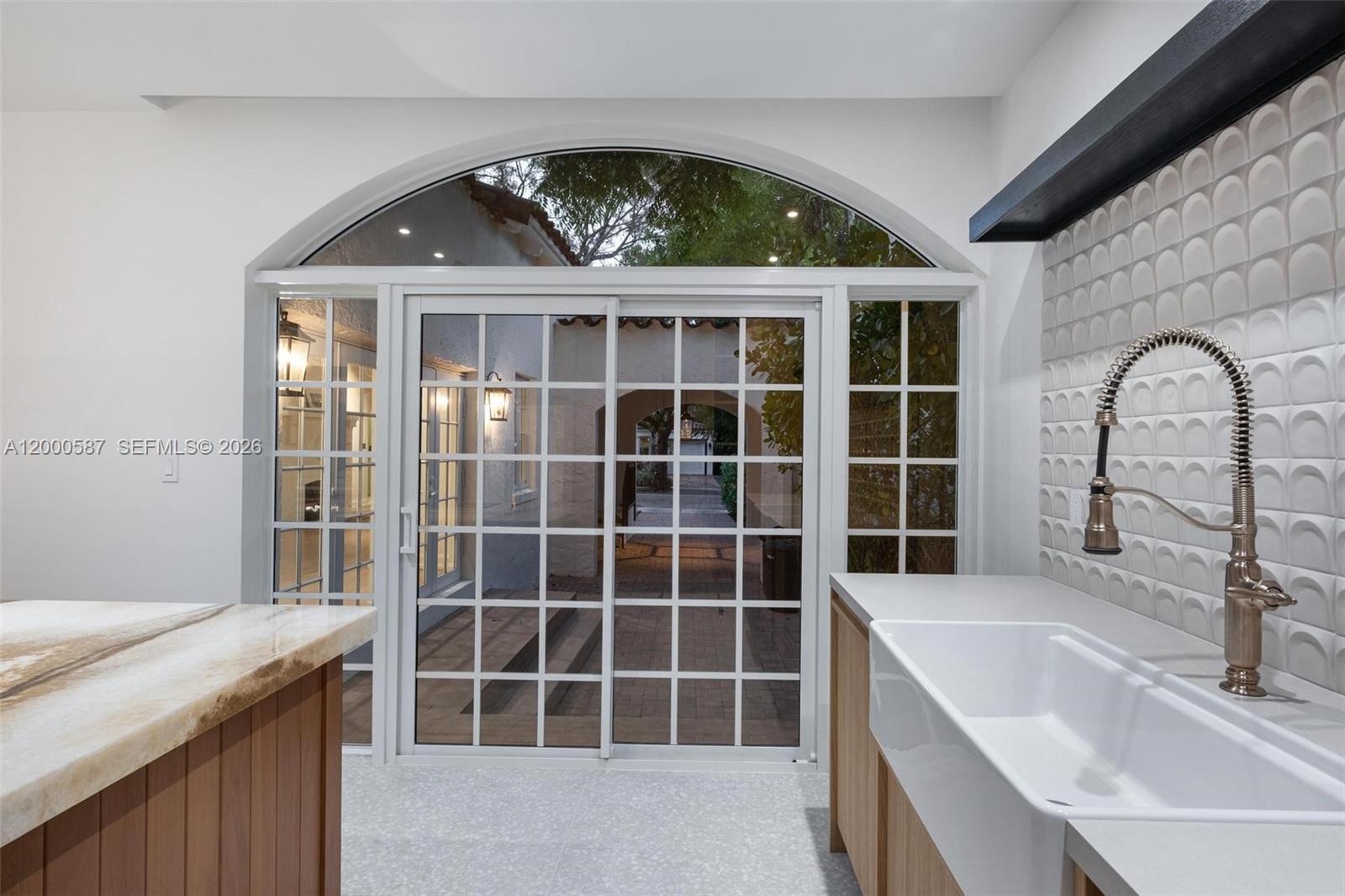 CORAL GABLES C C SEC 3 - Residential