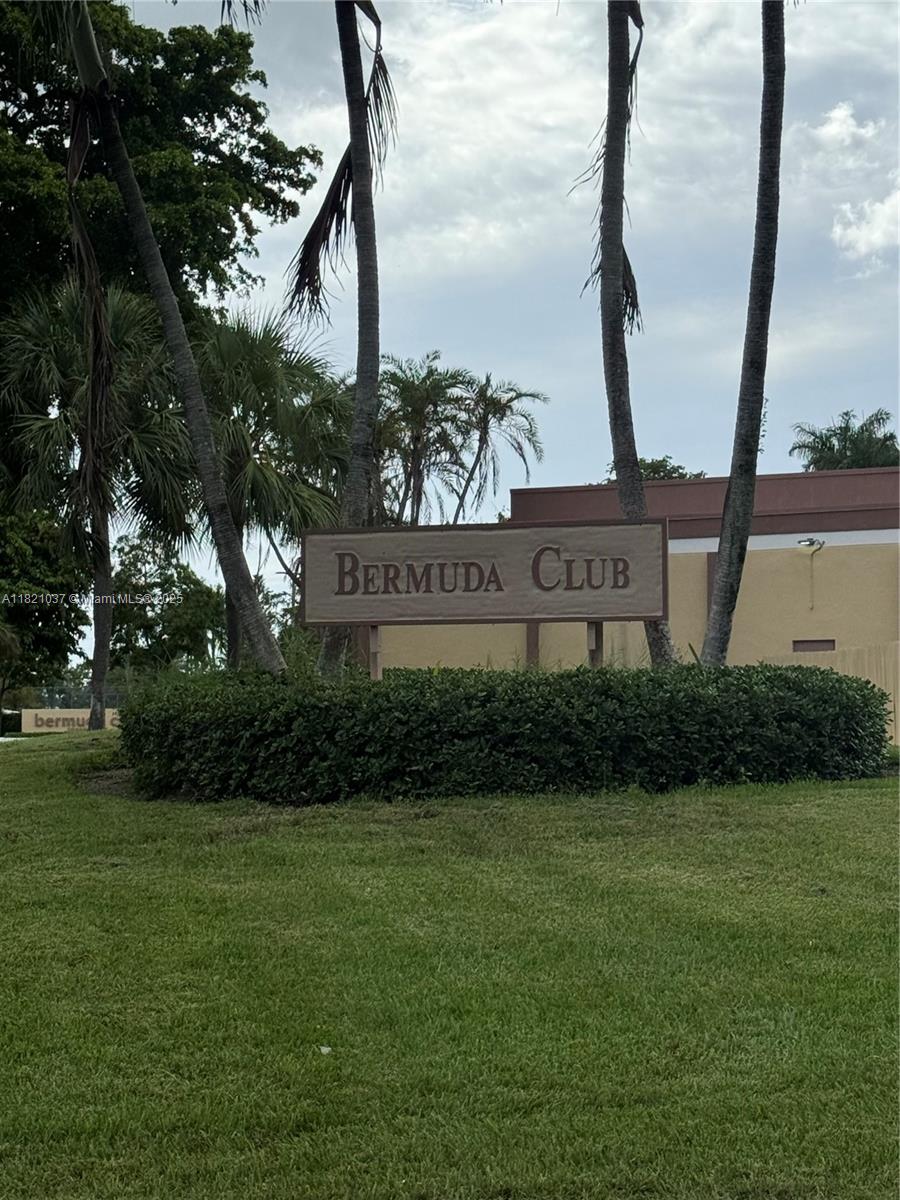 BERMUDA CLUB SEVEN CONDO - Residential