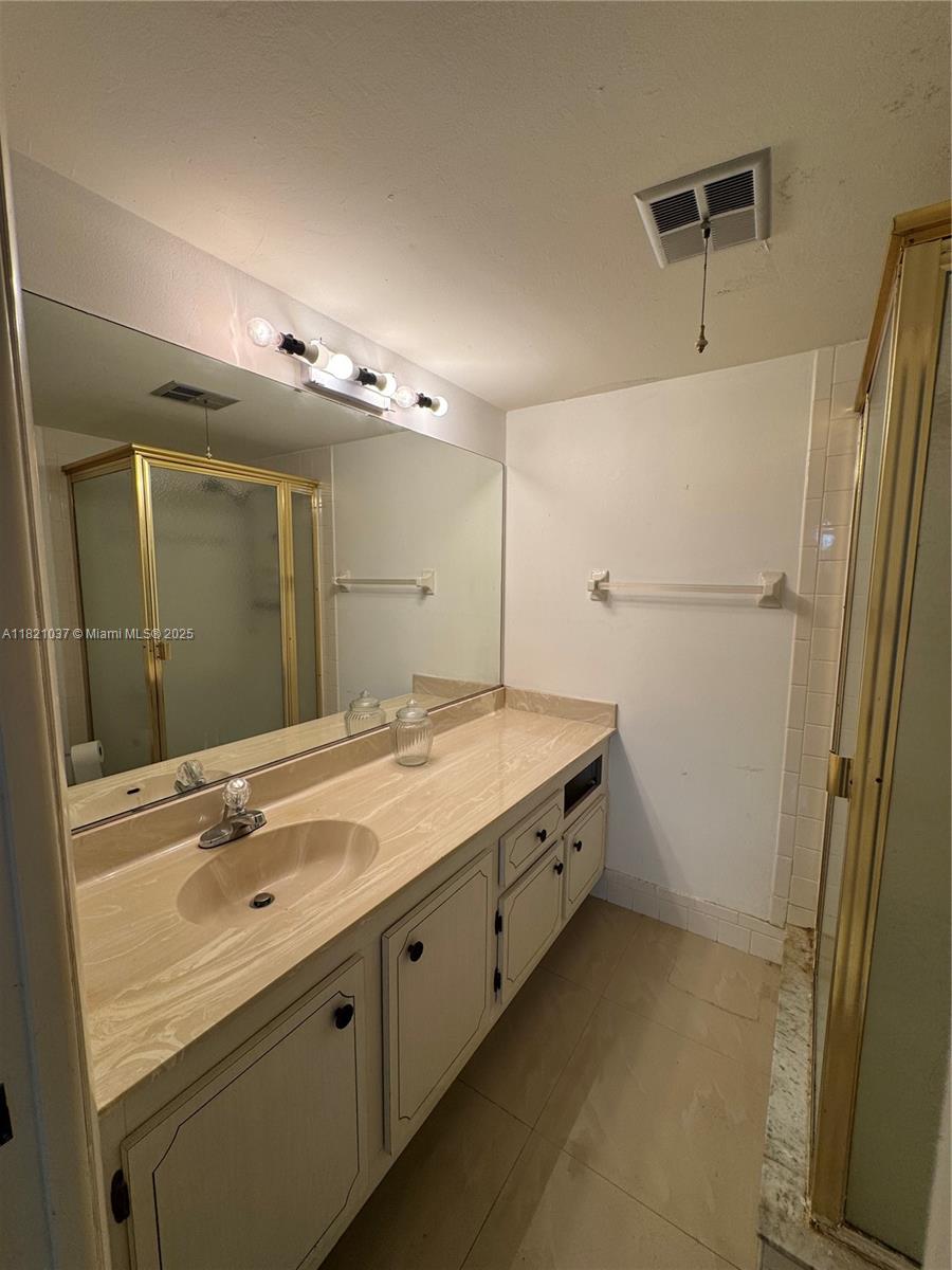 BERMUDA CLUB SEVEN CONDO - Residential