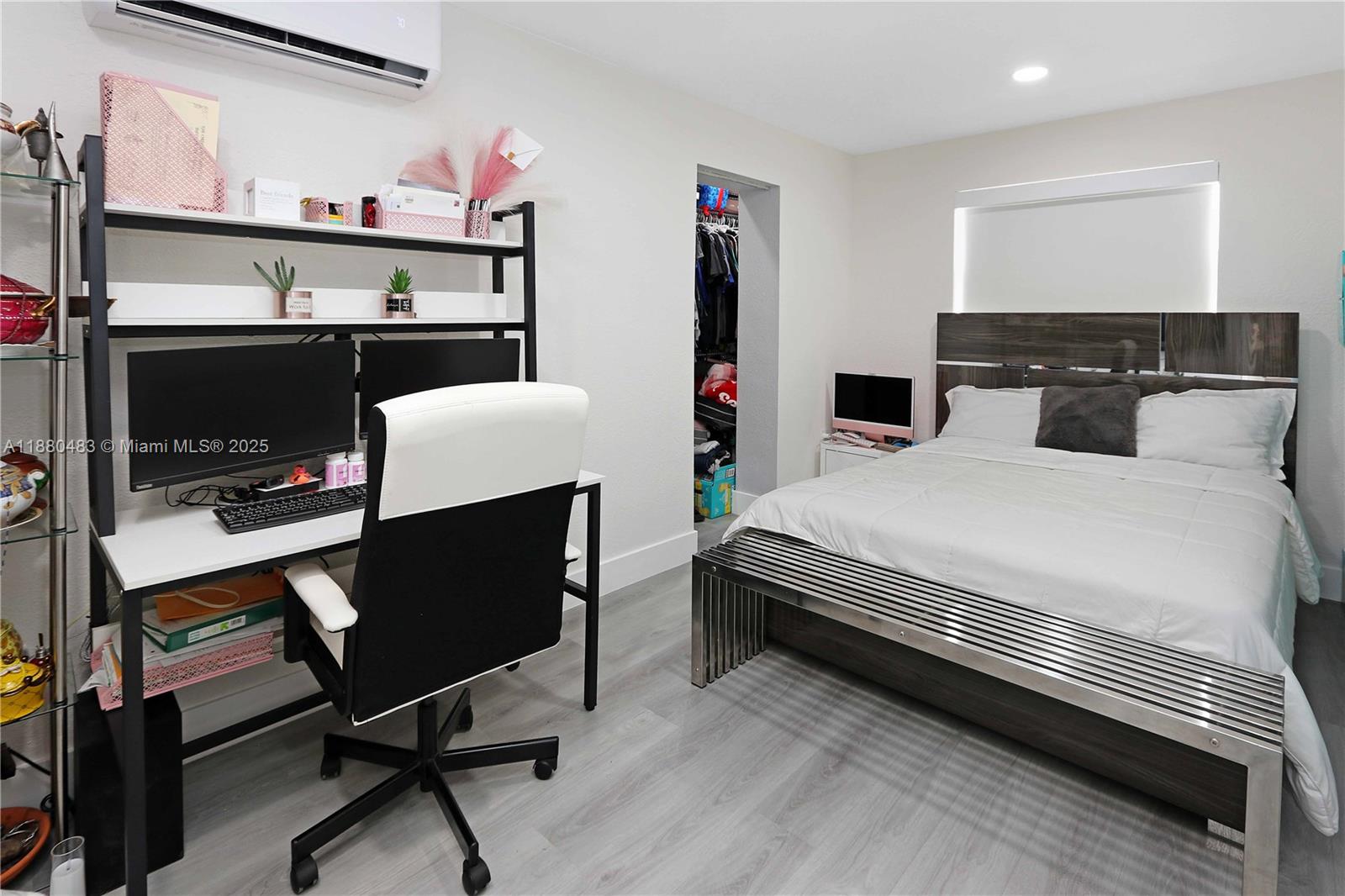 SUNSET HEIGHTS - Residential