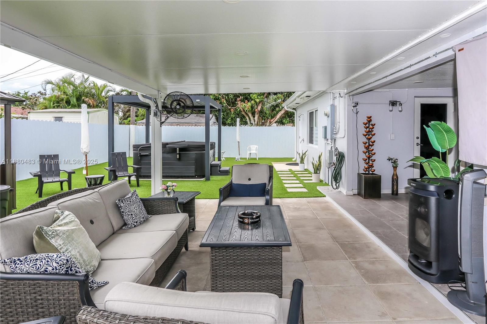 SUNSET HEIGHTS - Residential