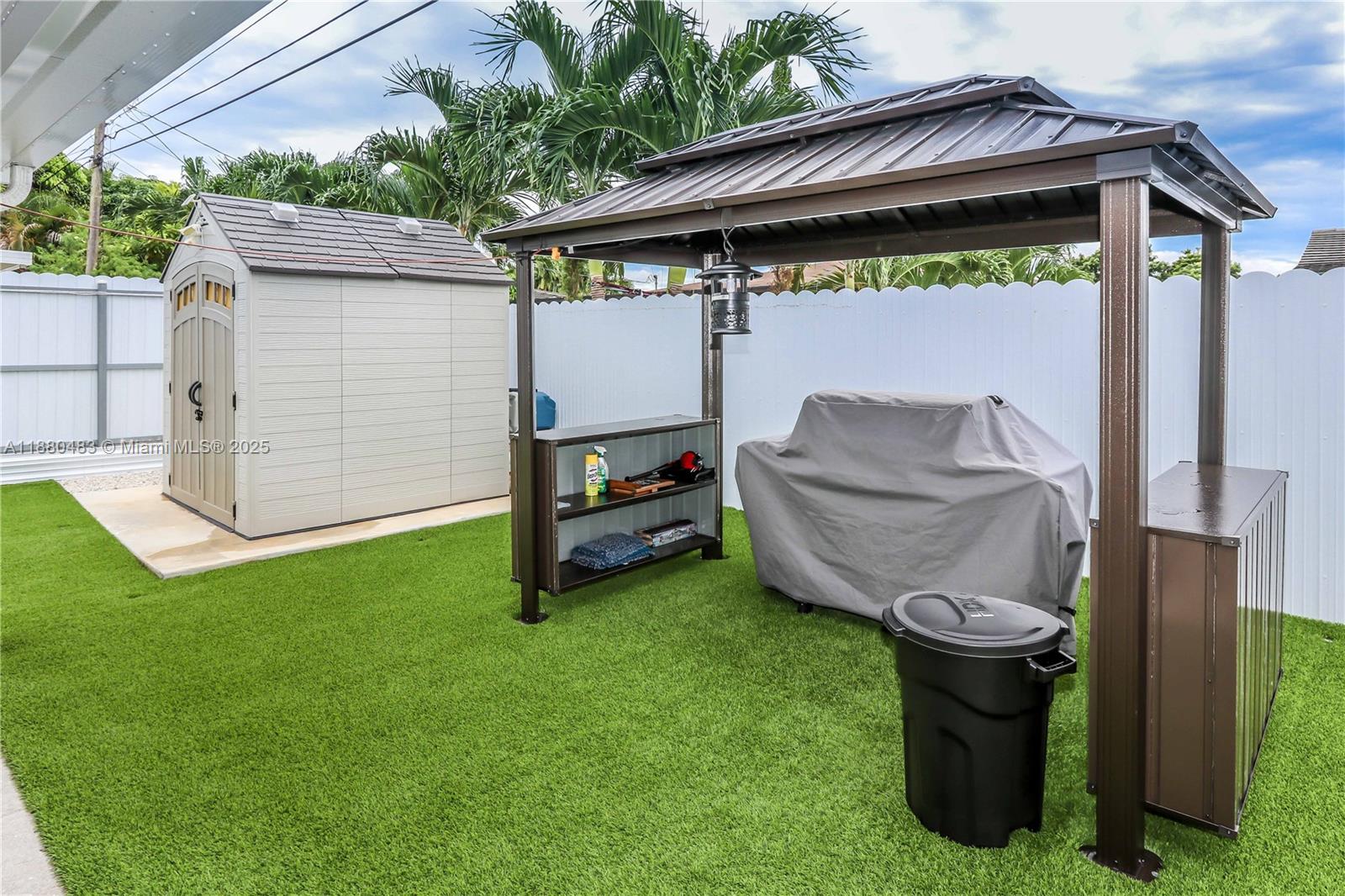 SUNSET HEIGHTS - Residential