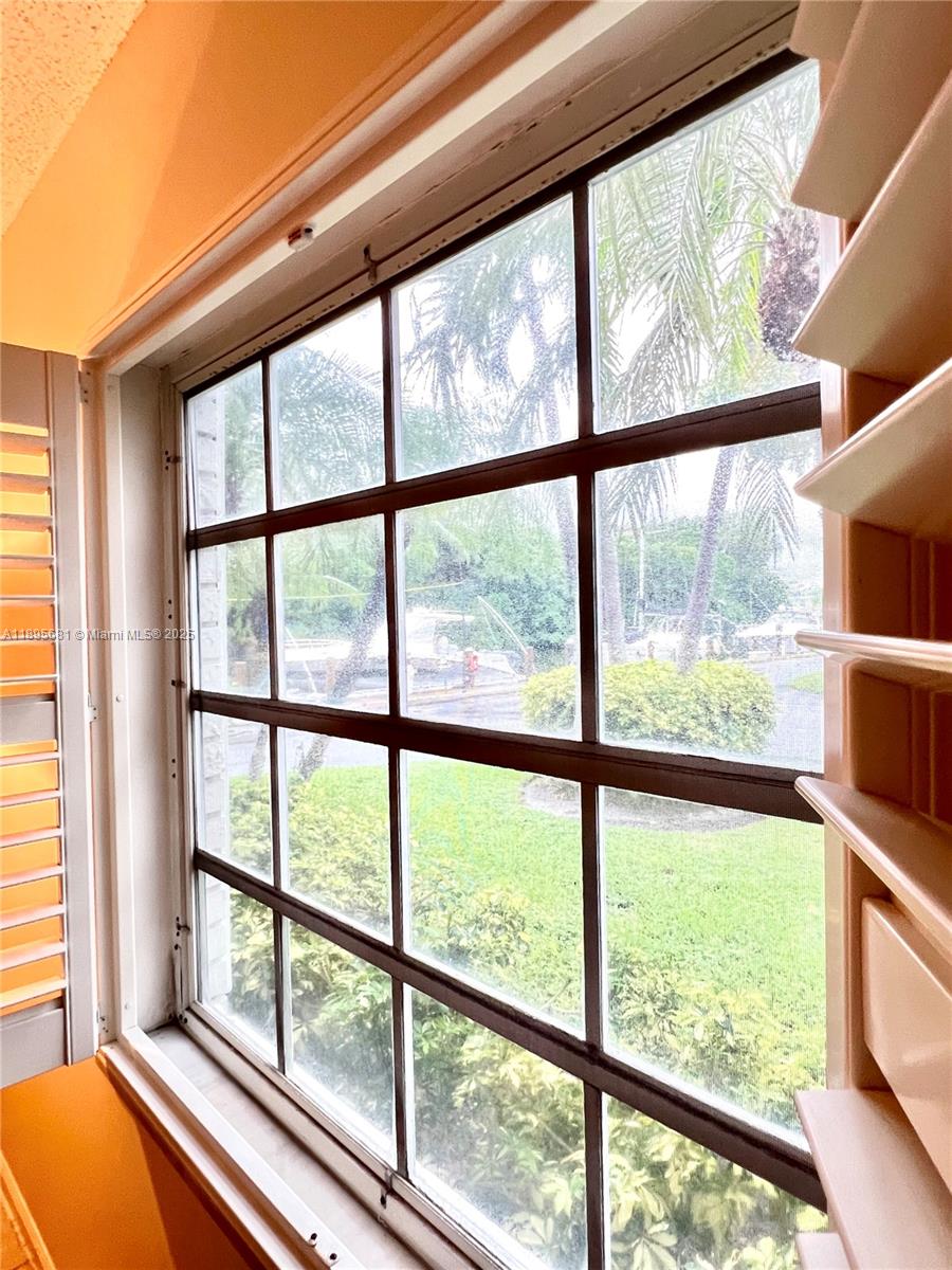 BAY COLONY CLUB CONDO - Residential Lease