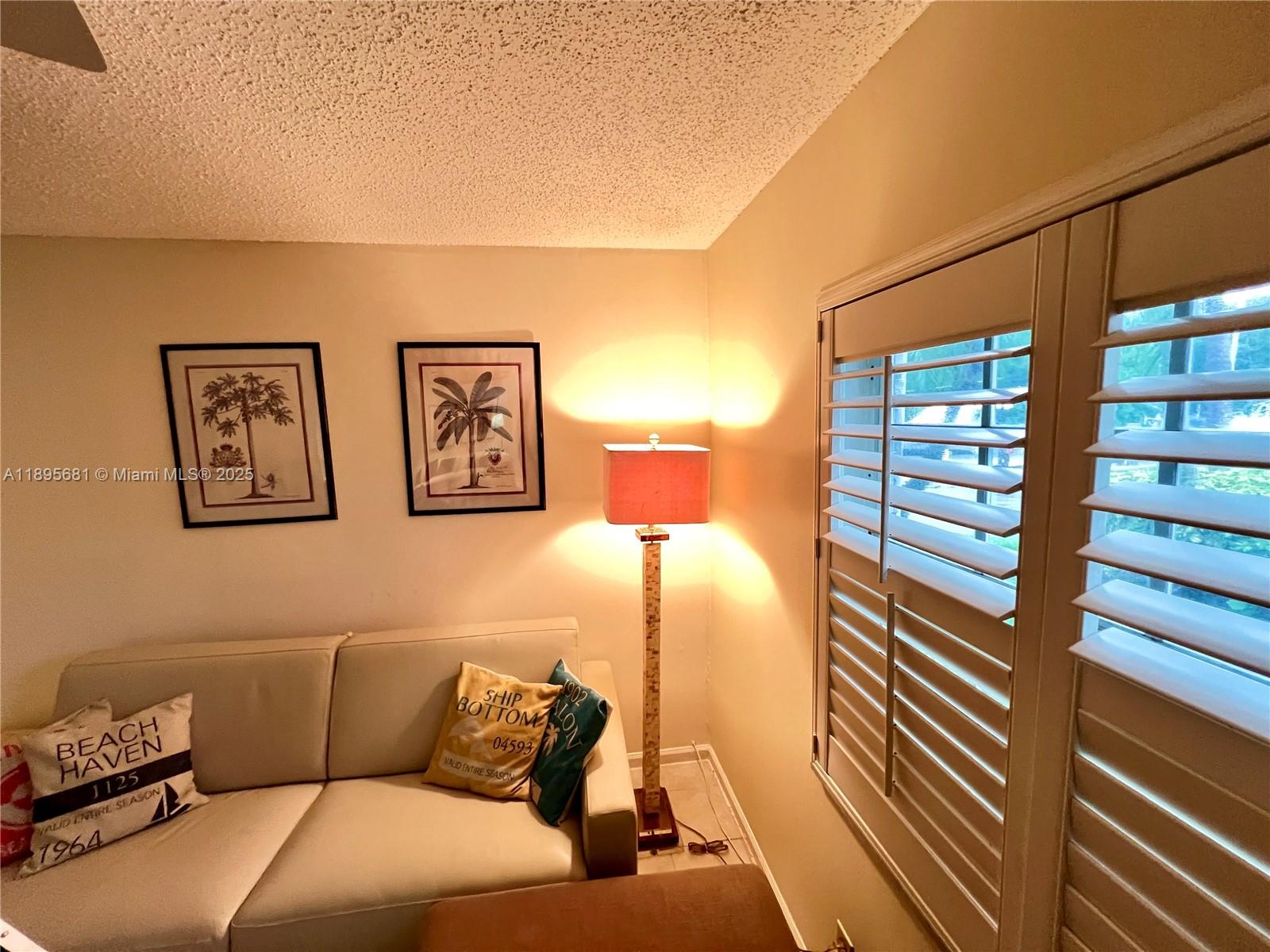 BAY COLONY CLUB CONDO - Residential Lease