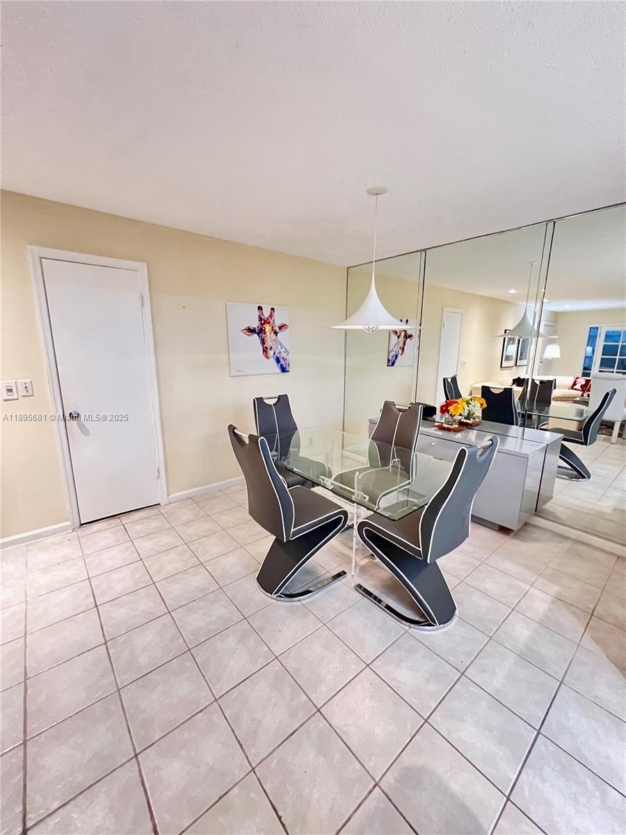 BAY COLONY CLUB CONDO - Residential Lease