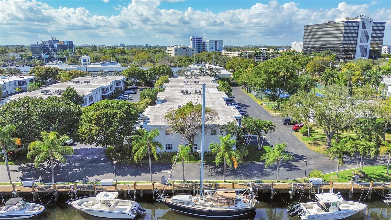 BAY COLONY CLUB CONDO - Residential Lease
