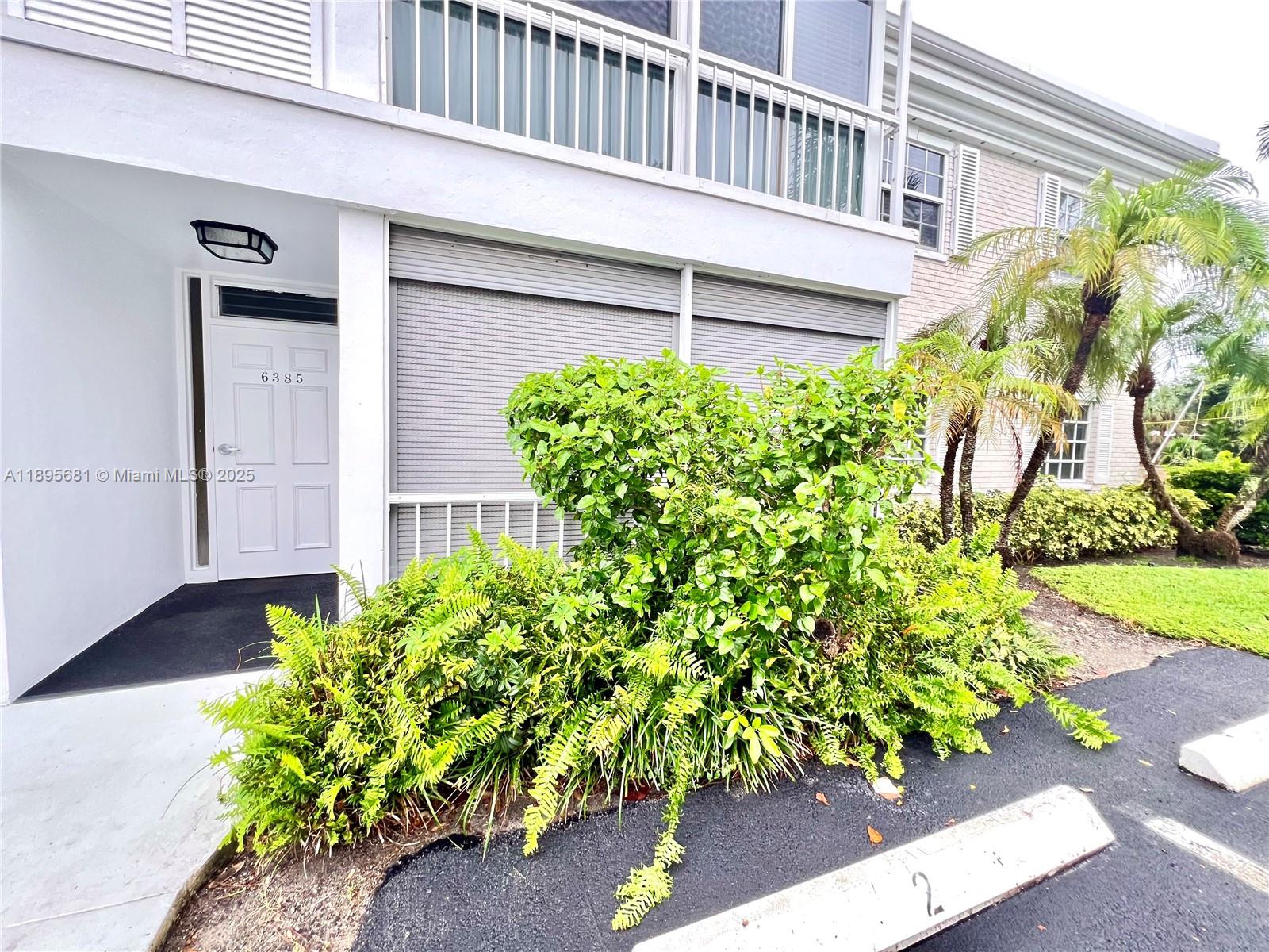 BAY COLONY CLUB CONDO - Residential Lease
