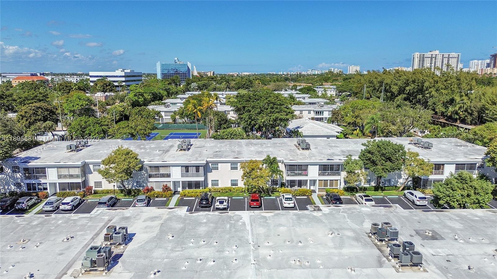 BAY COLONY CLUB CONDO - Residential Lease