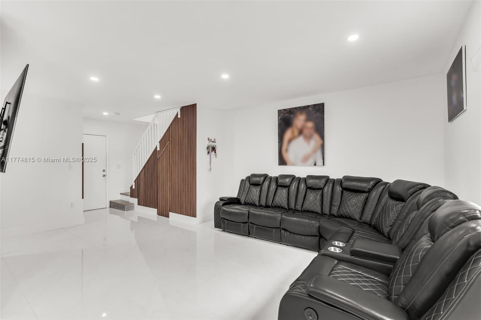 FERNWOODS CONDO NO 1 - Residential