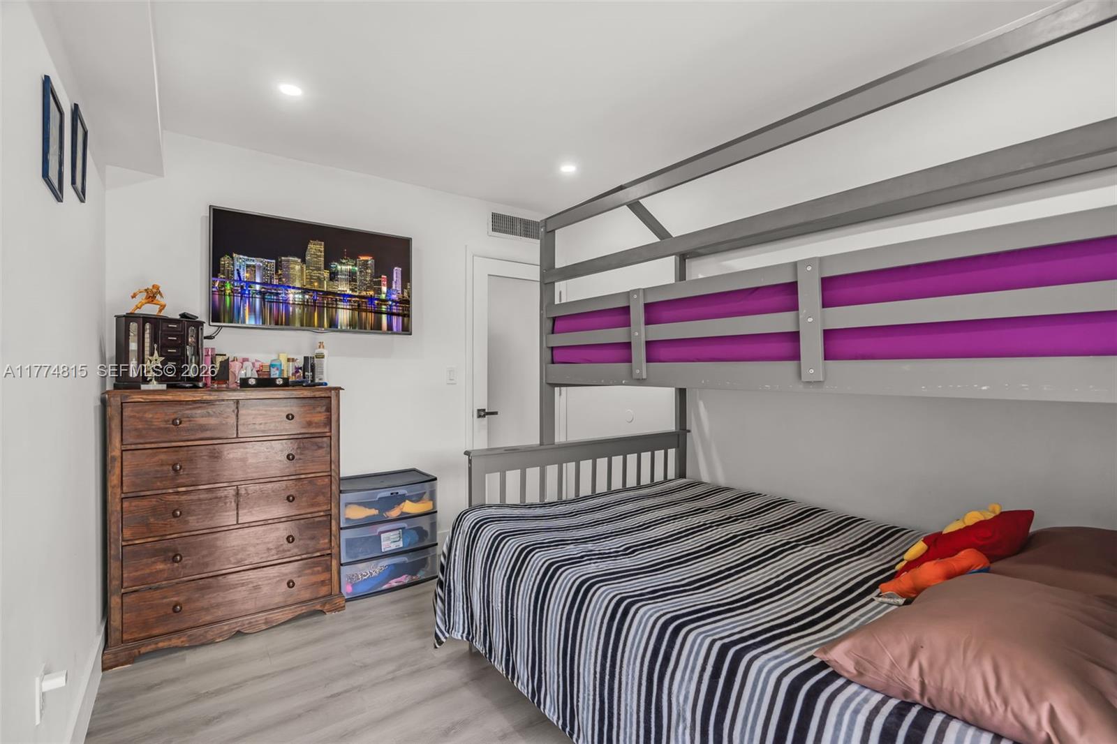 FERNWOODS CONDO NO 1 - Residential