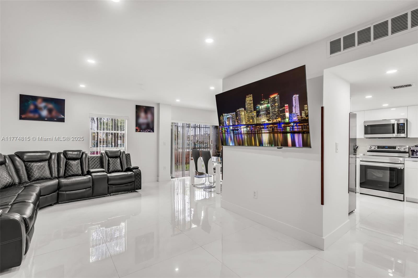 FERNWOODS CONDO NO 1 - Residential