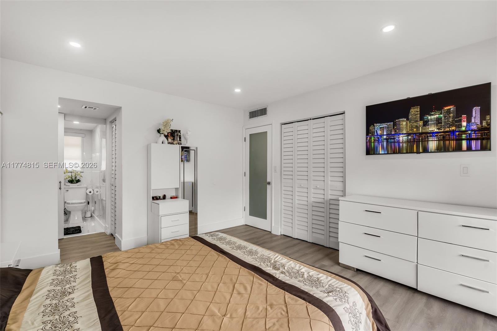 FERNWOODS CONDO NO 1 - Residential