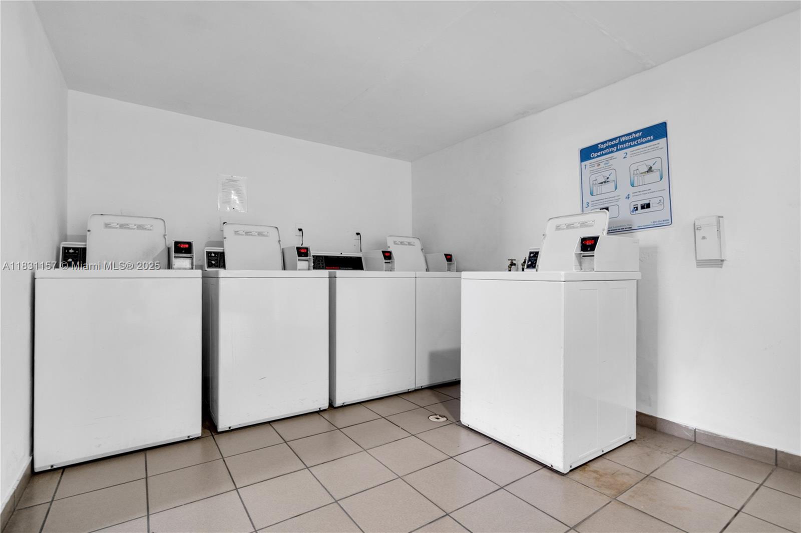 PINESIDE CONDO NO 1 - Residential