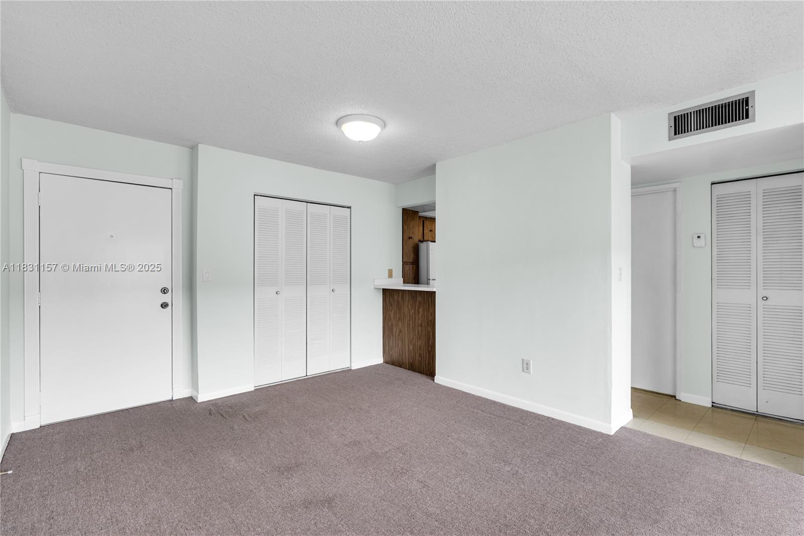 PINESIDE CONDO NO 1 - Residential