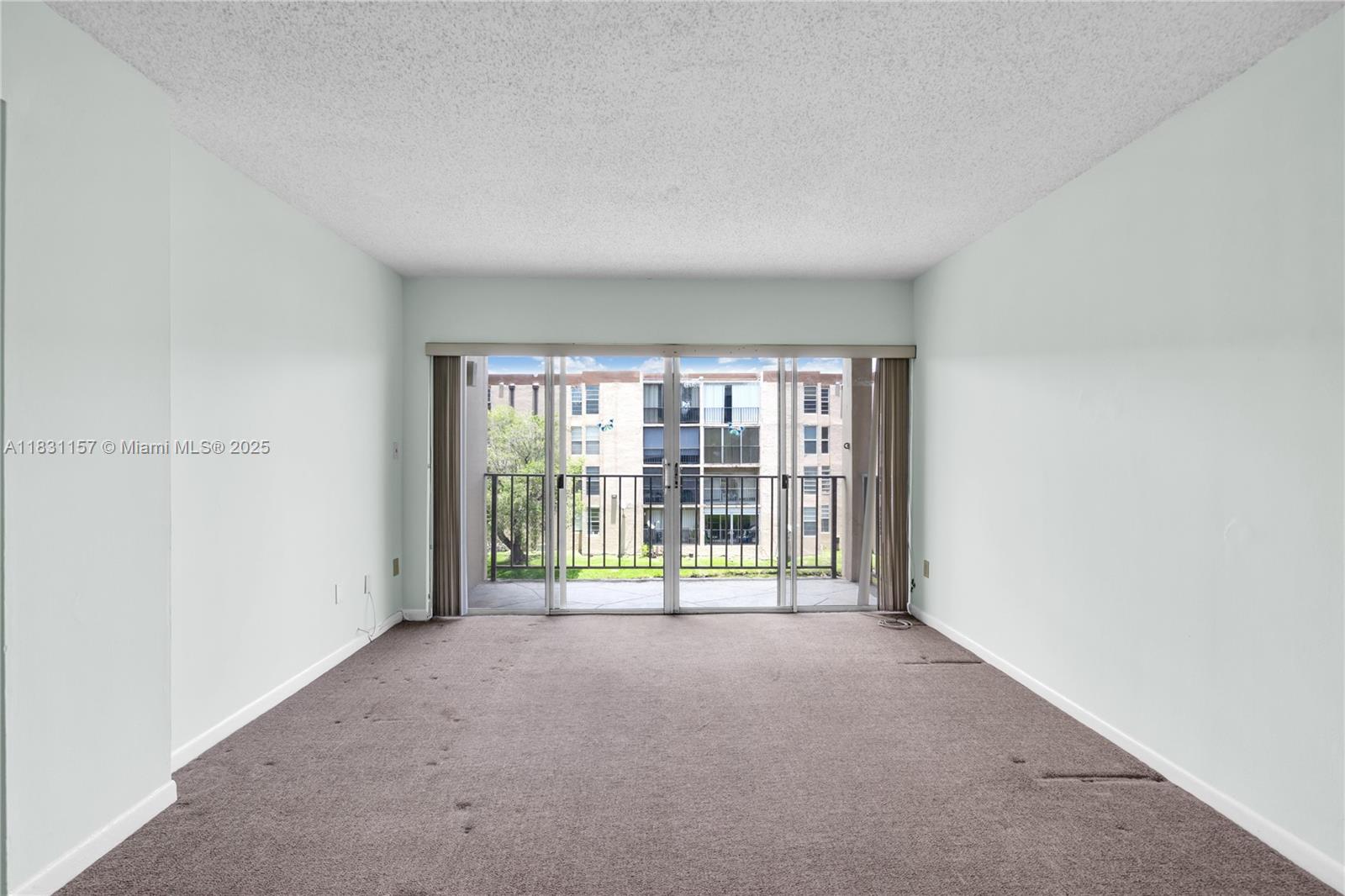 8895 Fontainebleau Blvd 301