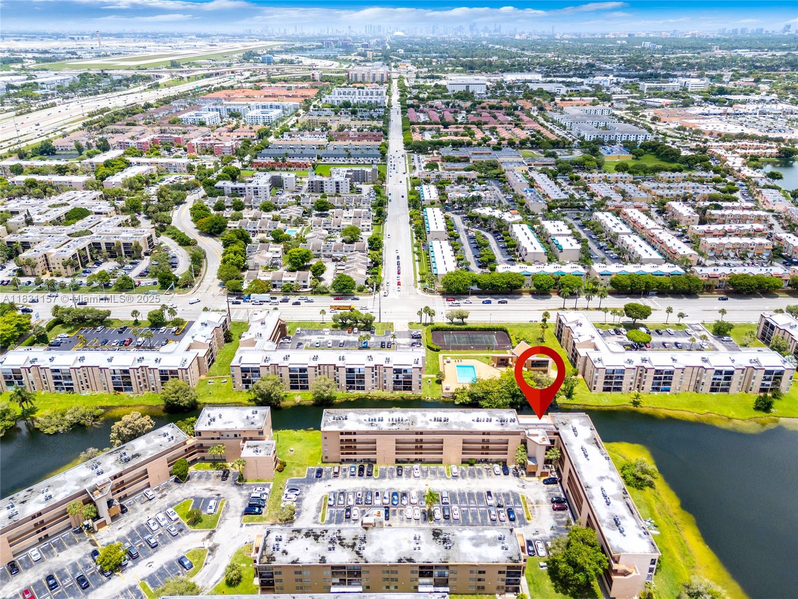 PINESIDE CONDO NO 1 - Residential