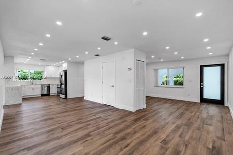 Tiny photo for 13770 SW 192nd St, Miami, FL 33177 (MLS # A12007707)