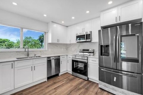 Tiny photo for 13770 SW 192nd St, Miami, FL 33177 (MLS # A12007707)