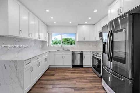 Tiny photo for 13770 SW 192nd St, Miami, FL 33177 (MLS # A12007707)