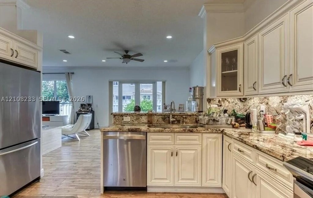 Photo of 5333 SW 34th Ave, Hollywood, FL 33312 (MLS # A12108233)