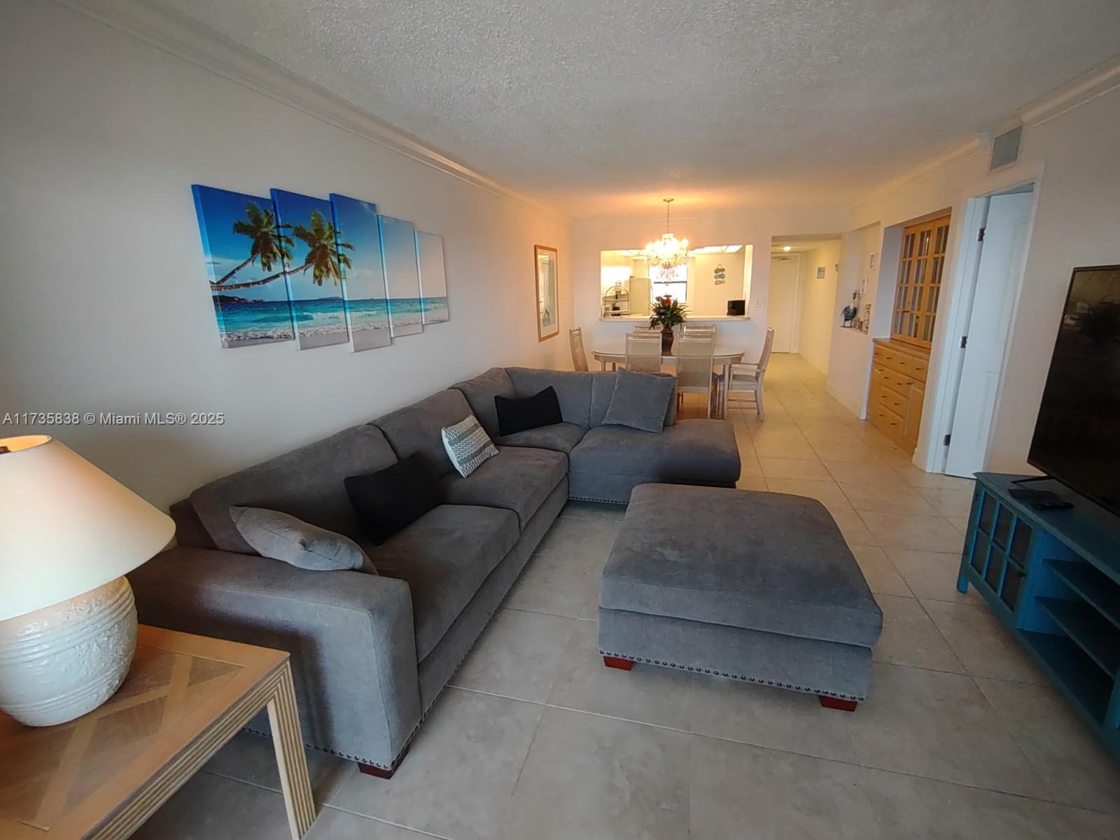 10200 S Ocean Dr 504
