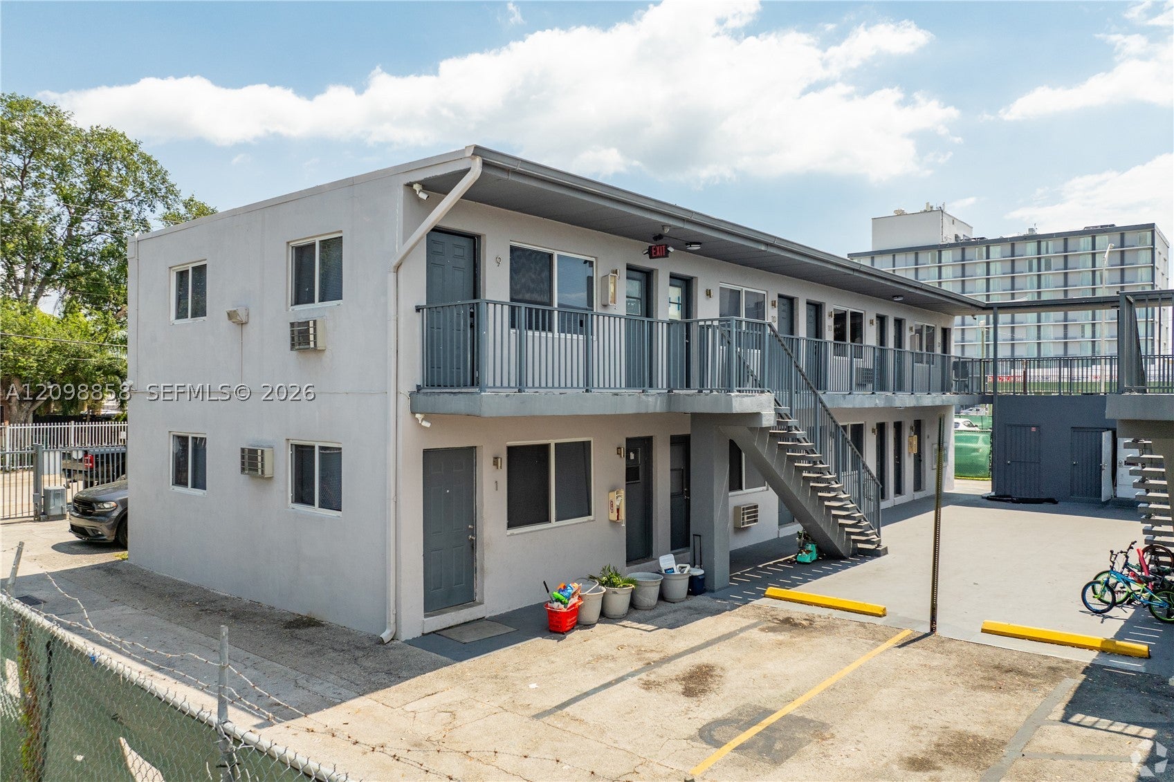 734 NW 80th St