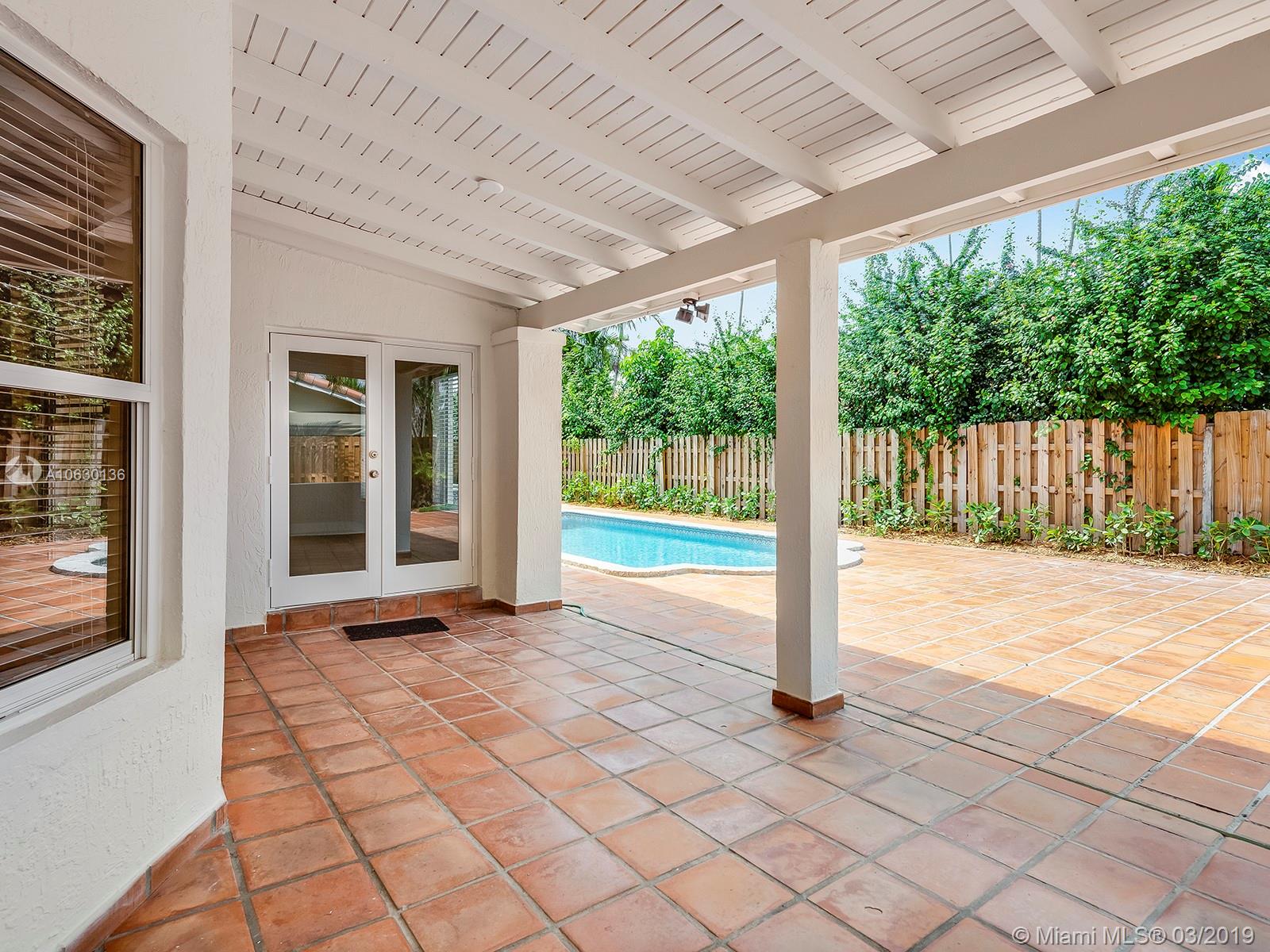 DADELAND PARK SUB - Residential Lease