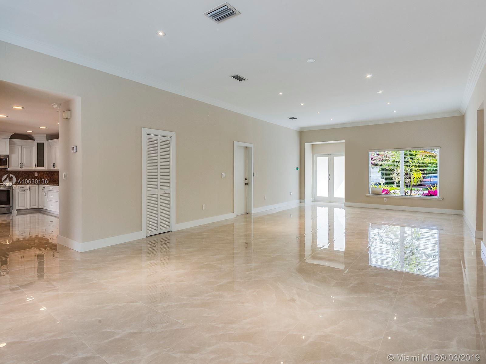 DADELAND PARK SUB - Residential Lease