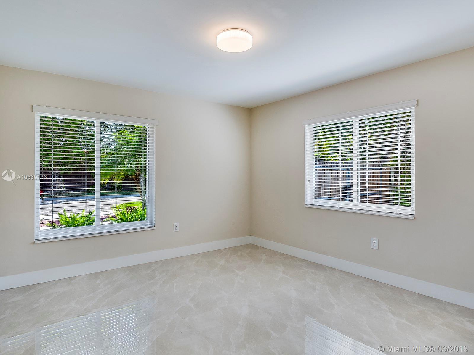 DADELAND PARK SUB - Residential Lease