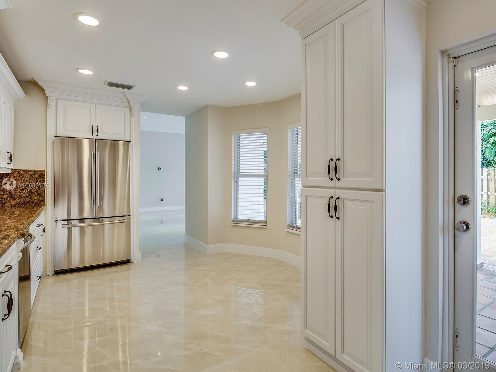 DADELAND PARK SUB - Residential Lease