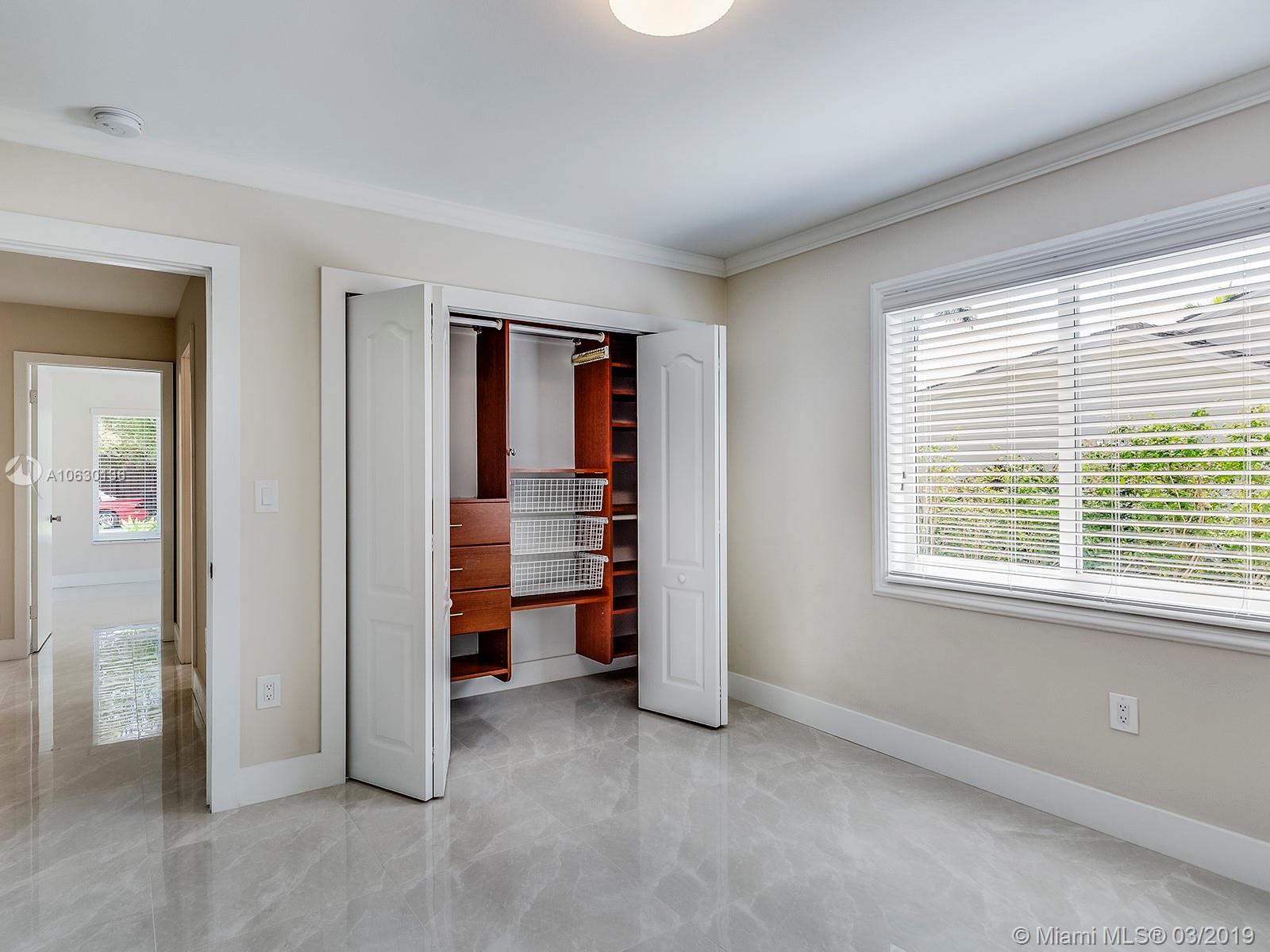 DADELAND PARK SUB - Residential Lease