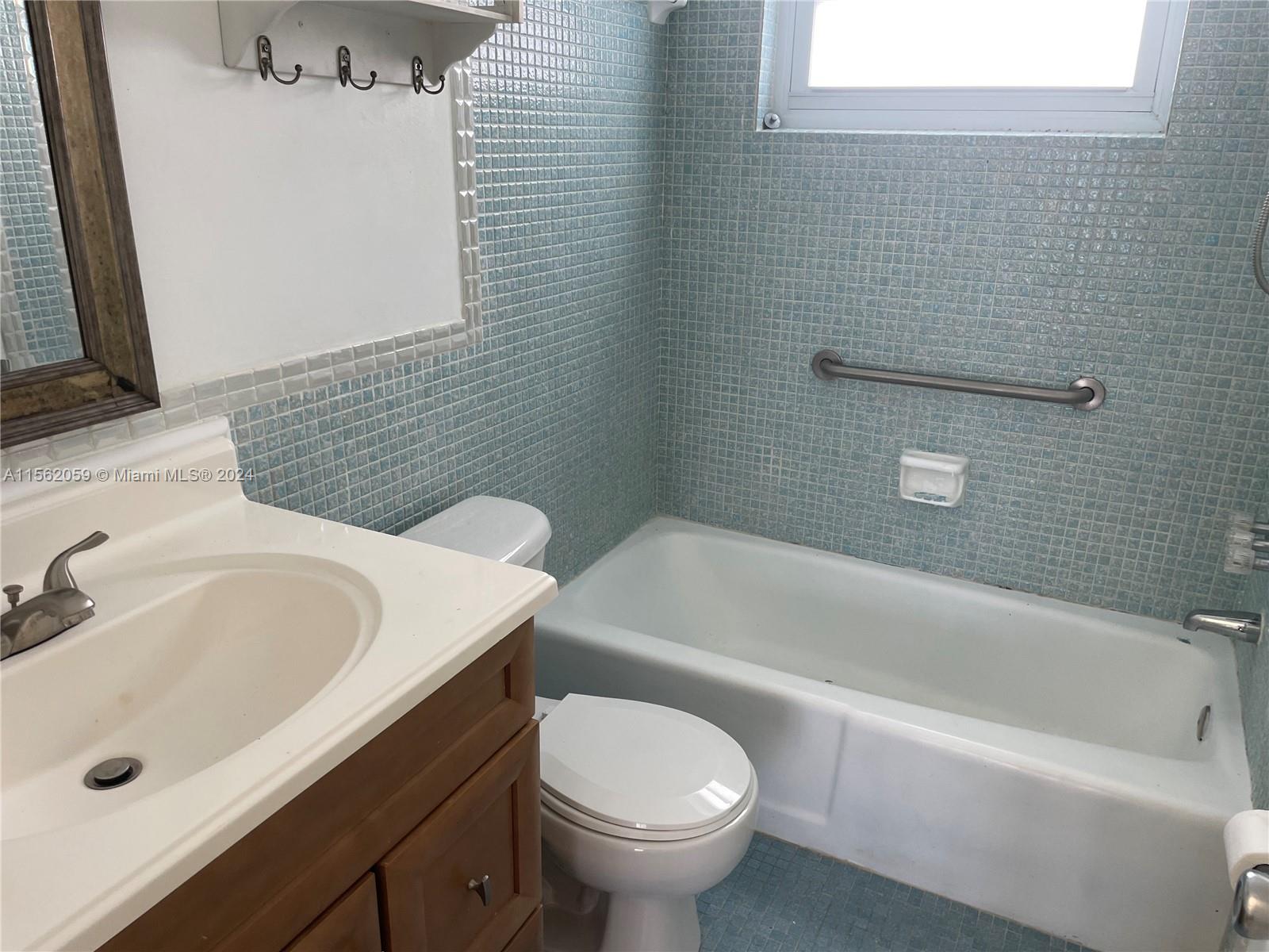 SHERIDAN LAKES CONDO APTS - Residential Lease