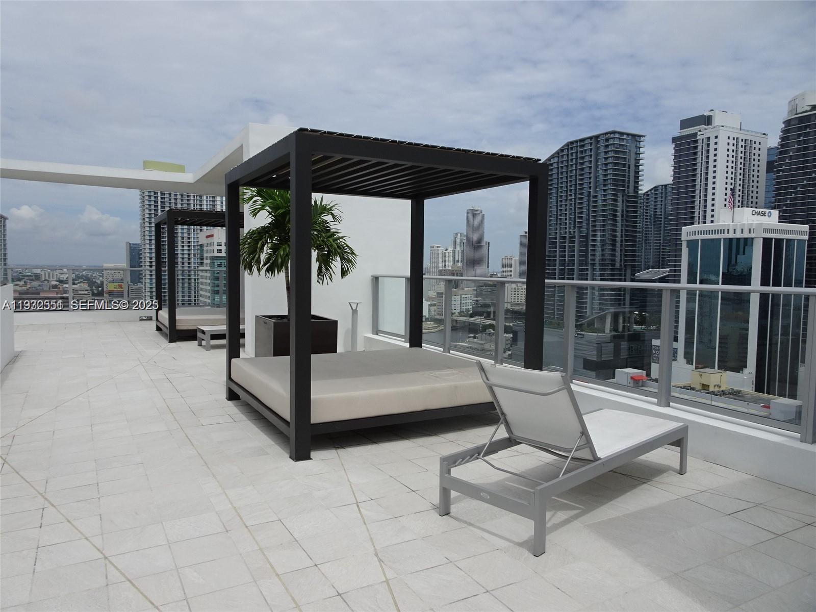 BRICKELL TEN CONDO - Residential Lease